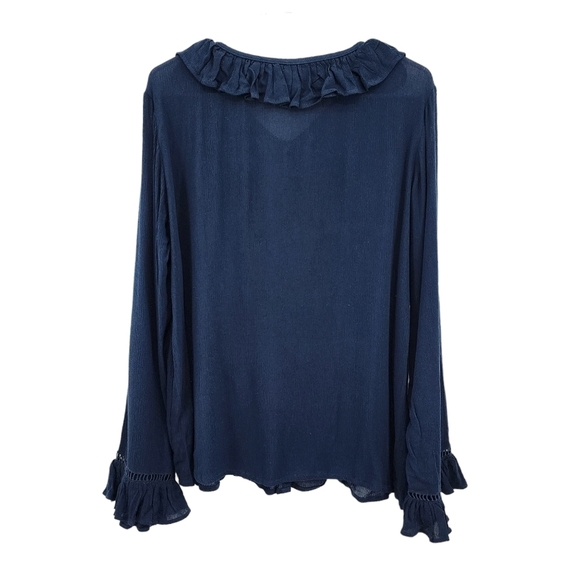 NorthStyle Women's Ruffle Long Sleeves Button Front Top - L - Picture 3 of 5